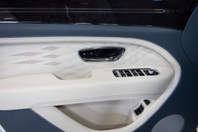 2023 Bentley Bentayga EWB Azure ($300,000 MSRP!) *MASSIVE OPTION LIST* *4-SEATER* *PICNIC TABLES* *TV&apos;s* *REFRIGERATOR/COOLER* *WHITE ON WHITE* *1800 MILES* San Diego CA