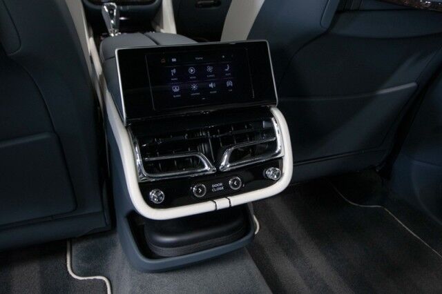 2023 Bentley Bentayga EWB Azure ($300,000 MSRP!) *MASSIVE OPTION LIST* *4-SEATER* *PICNIC TABLES* *TV&apos;s* *REFRIGERATOR/COOLER* *WHITE ON WHITE* *1800 MILES* San Diego CA