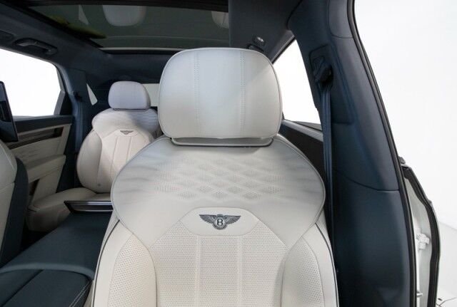 2023 Bentley Bentayga EWB Azure ($300,000 MSRP!) *MASSIVE OPTION LIST* *4-SEATER* *PICNIC TABLES* *TV&apos;s* *REFRIGERATOR/COOLER* *WHITE ON WHITE* *1800 MILES* San Diego CA