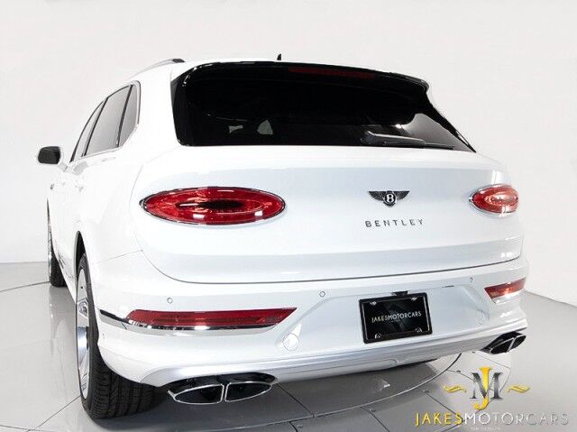 2023 Bentley Bentayga EWB Azure ($300,000 MSRP!) *MASSIVE OPTION LIST* *4-SEATER* *PICNIC TABLES* *TV&apos;s* *REFRIGERATOR/COOLER* *WHITE ON WHITE* *1800 MILES* San Diego CA