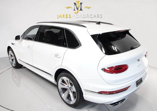 2023 Bentley Bentayga EWB Azure ($300,000 MSRP!) *MASSIVE OPTION LIST* *4-SEATER* *PICNIC TABLES* *TV&apos;s* *REFRIGERATOR/COOLER* *WHITE ON WHITE* *1800 MILES* San Diego CA
