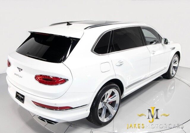 2023 Bentley Bentayga EWB Azure ($300,000 MSRP!) *MASSIVE OPTION LIST* *4-SEATER* *PICNIC TABLES* *TV&apos;s* *REFRIGERATOR/COOLER* *WHITE ON WHITE* *1800 MILES* San Diego CA