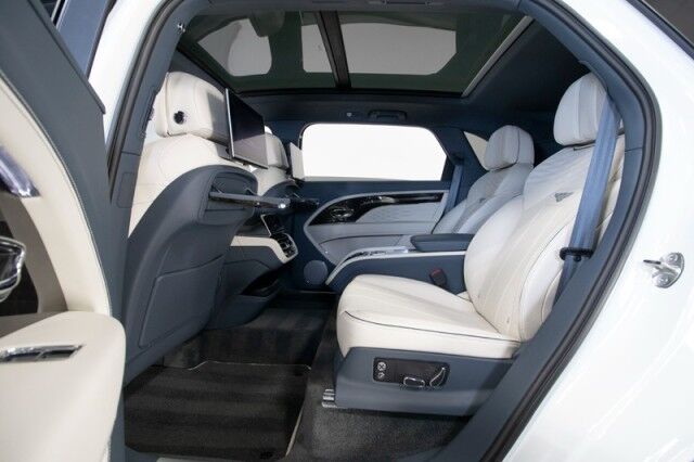 2023 Bentley Bentayga EWB Azure ($300,000 MSRP!) *MASSIVE OPTION LIST* *4-SEATER* *PICNIC TABLES* *TV&apos;s* *REFRIGERATOR/COOLER* *WHITE ON WHITE* *1800 MILES* San Diego CA