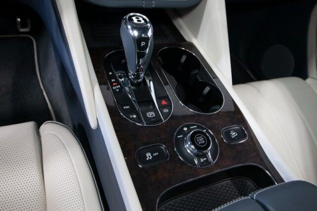 2023 Bentley Bentayga EWB Azure ($300,000 MSRP!) *MASSIVE OPTION LIST* *4-SEATER* *PICNIC TABLES* *TV&apos;s* *REFRIGERATOR/COOLER* *WHITE ON WHITE* *1800 MILES* San Diego CA