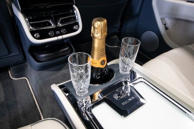 2023 Bentley Bentayga EWB Azure ($300,000 MSRP!) *MASSIVE OPTION LIST* *4-SEATER* *PICNIC TABLES* *TV&apos;s* *REFRIGERATOR/COOLER* *WHITE ON WHITE* *1800 MILES* San Diego CA