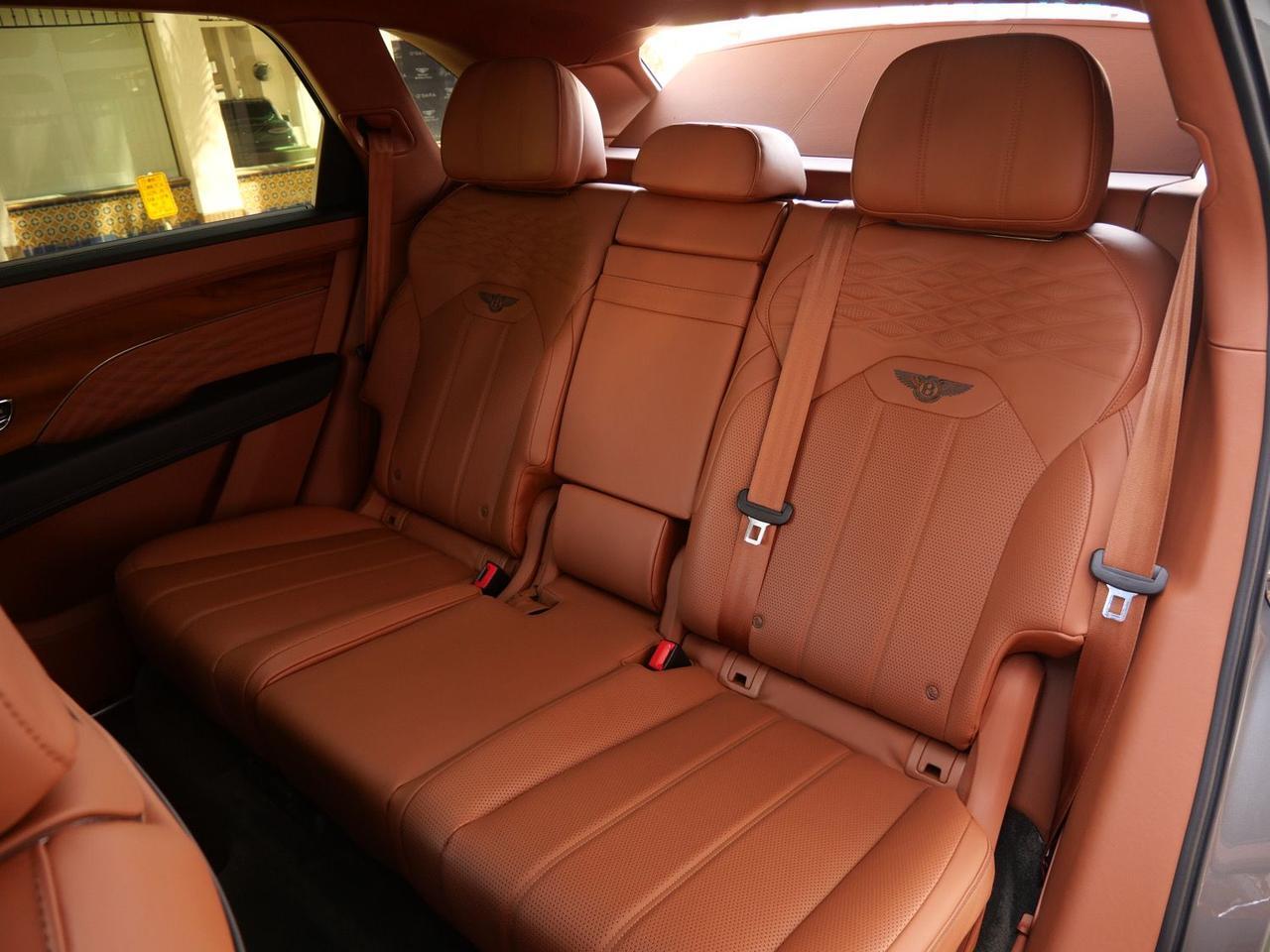 2023 Bentley Bentayga EWB Azure Azure Lawrence KS