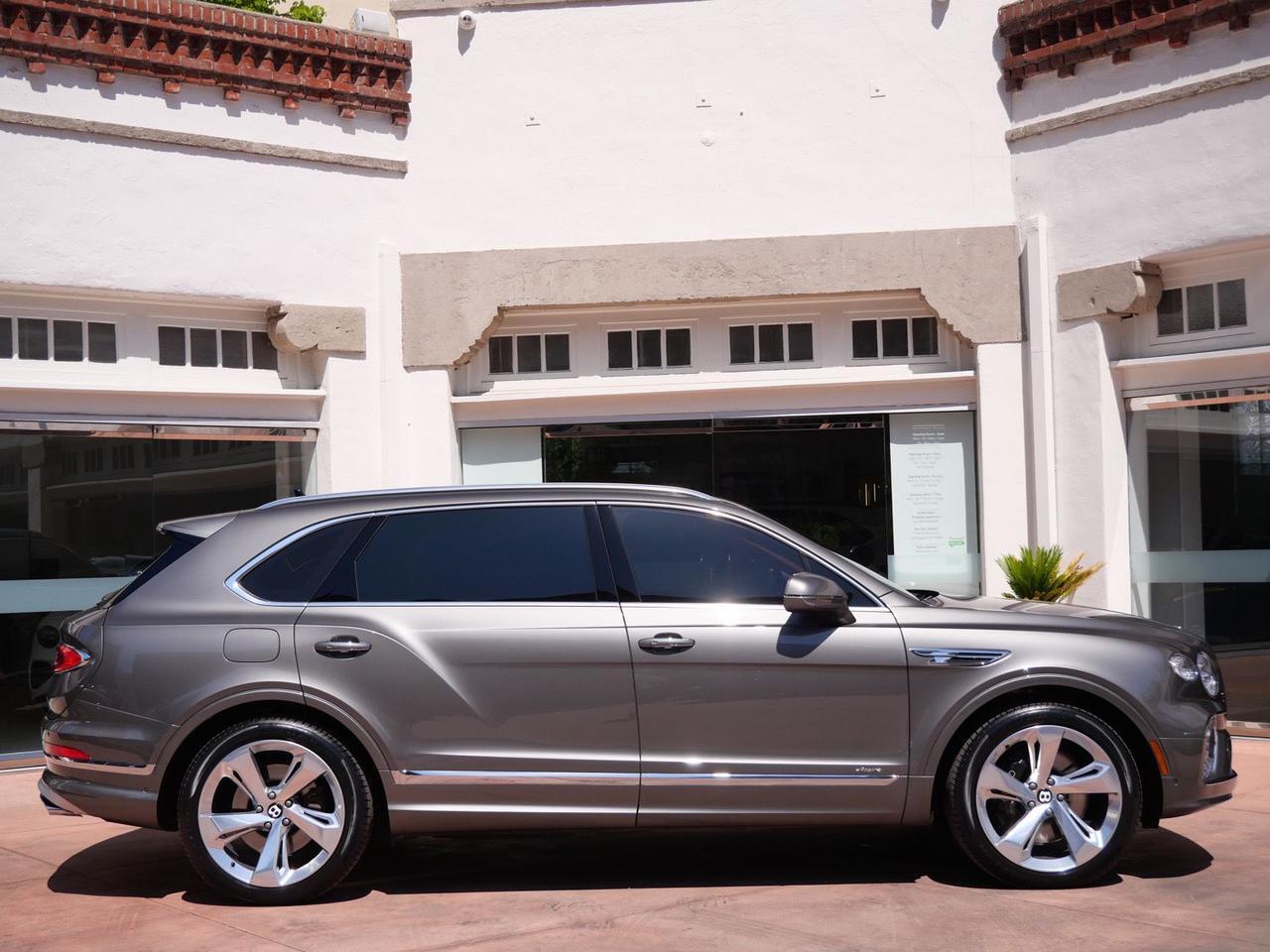 2023 Bentley Bentayga EWB Azure Azure Lawrence KS
