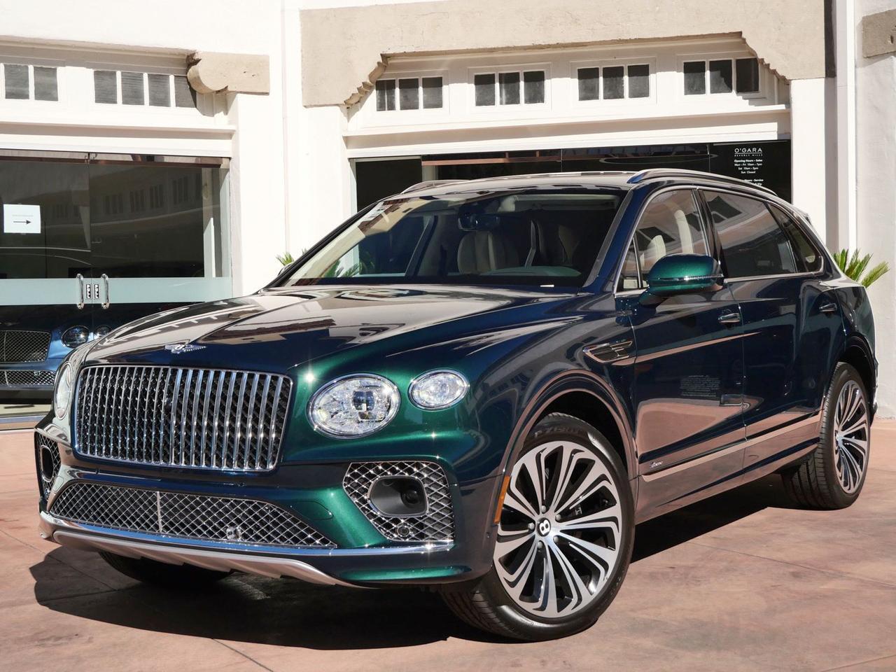 2023 Bentley Bentayga EWB Azure Azure Lawrence KS