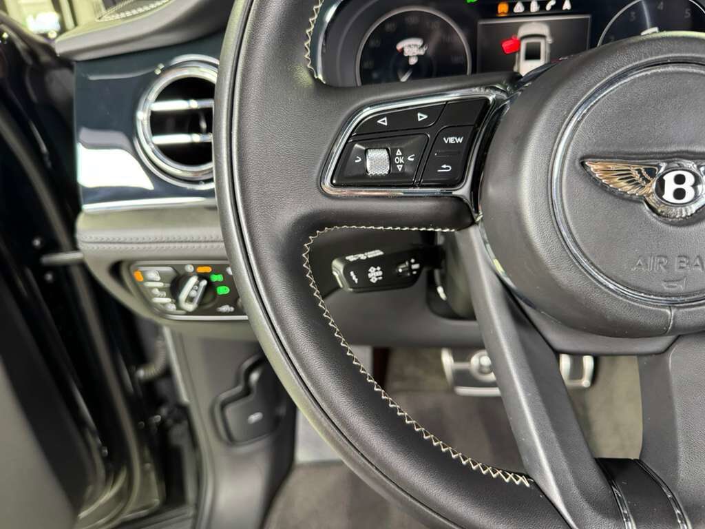 2023 Bentley Bentayga EWB Azure Black Crystal paint, rear executive seating package, 360 degree camera system AND MUCH MORE!! Fort Lauderdale FL