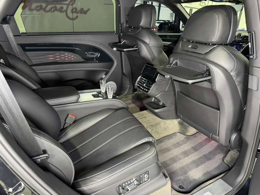 2023 Bentley Bentayga EWB Azure Black Crystal paint, rear executive seating package, 360 degree camera system AND MUCH MORE!! Fort Lauderdale FL