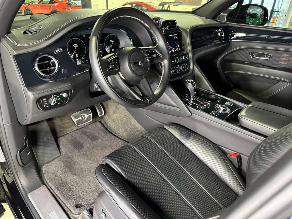 2023 Bentley Bentayga EWB Azure Black Crystal paint, rear executive seating package, 360 degree camera system AND MUCH MORE!! Fort Lauderdale FL