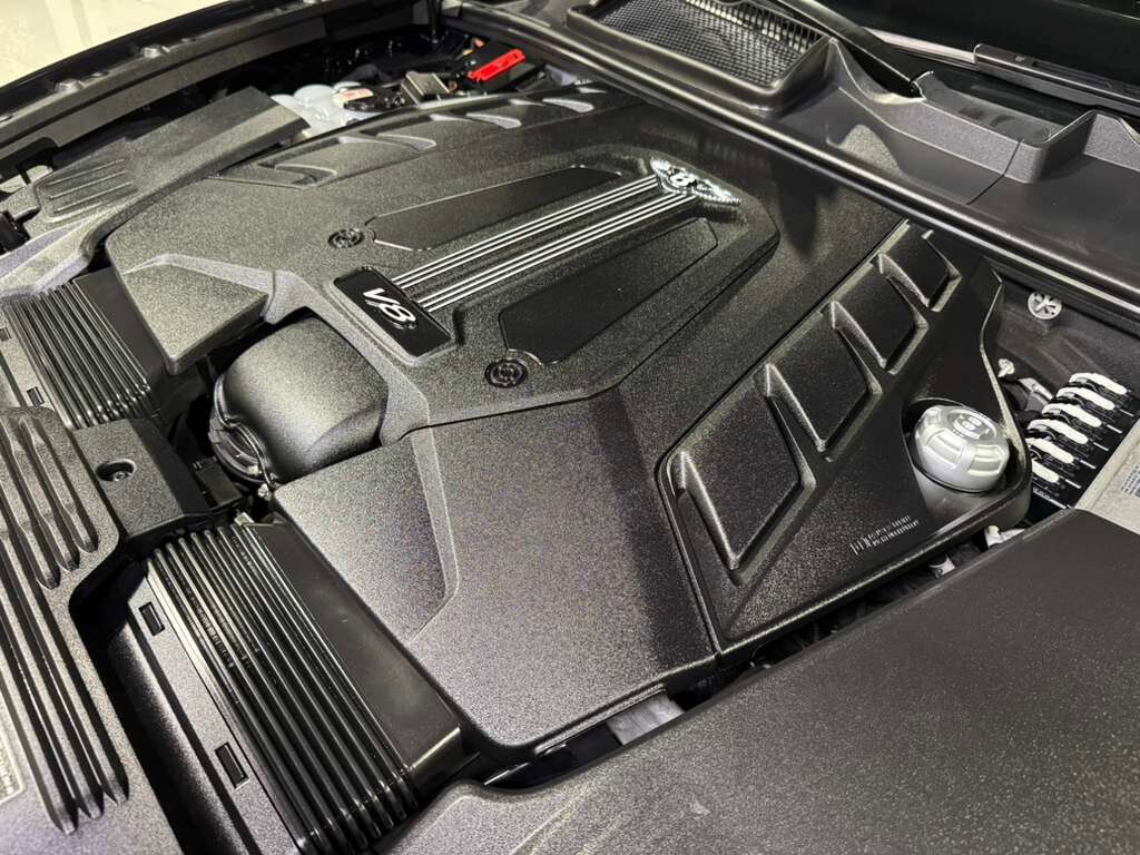 2023 Bentley Bentayga EWB Azure Black Crystal paint, rear executive seating package, 360 degree camera system AND MUCH MORE!! Fort Lauderdale FL