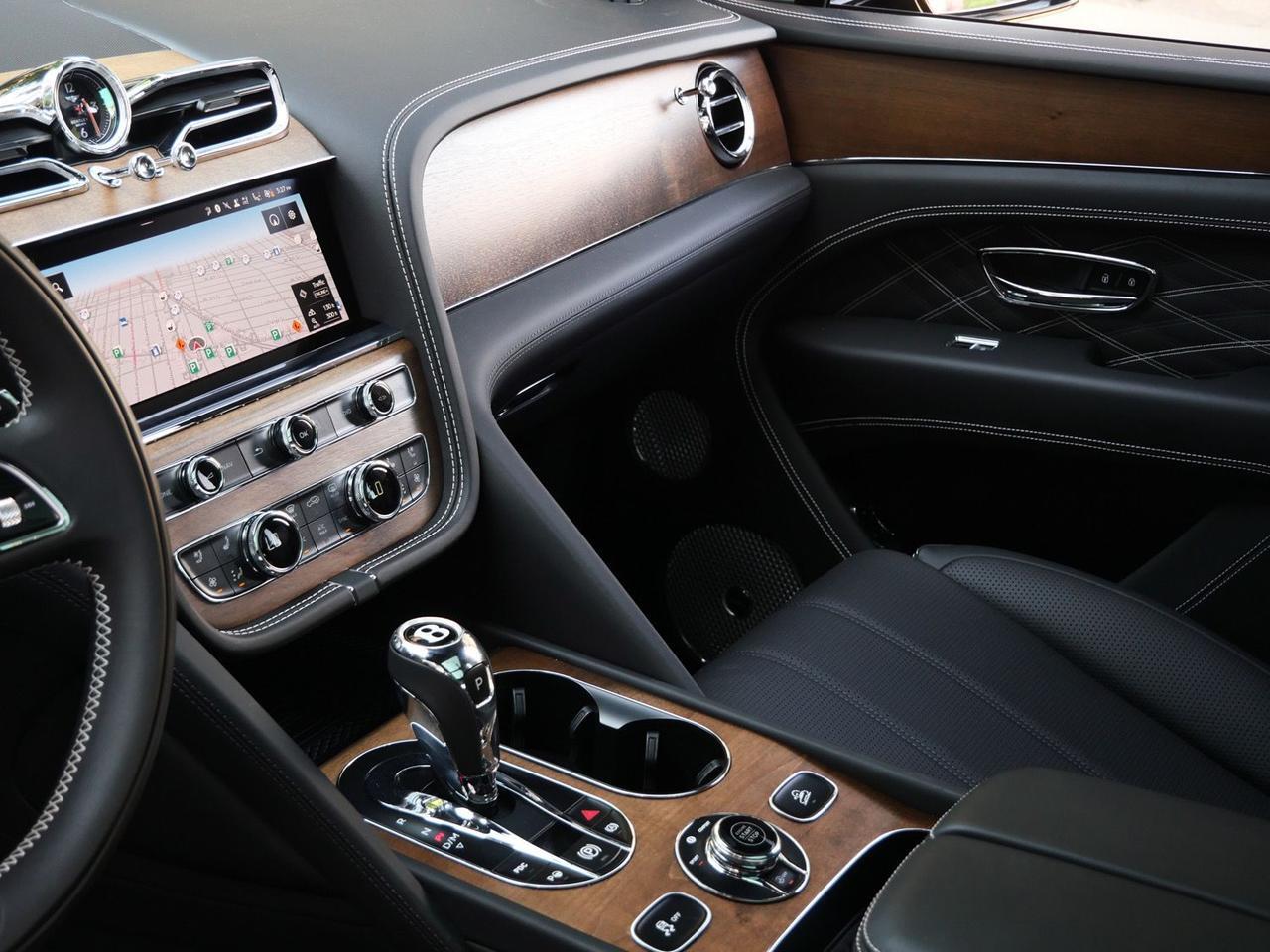 2023 Bentley Bentayga EWB Azure First Edition Azure First Edition Lawrence KS