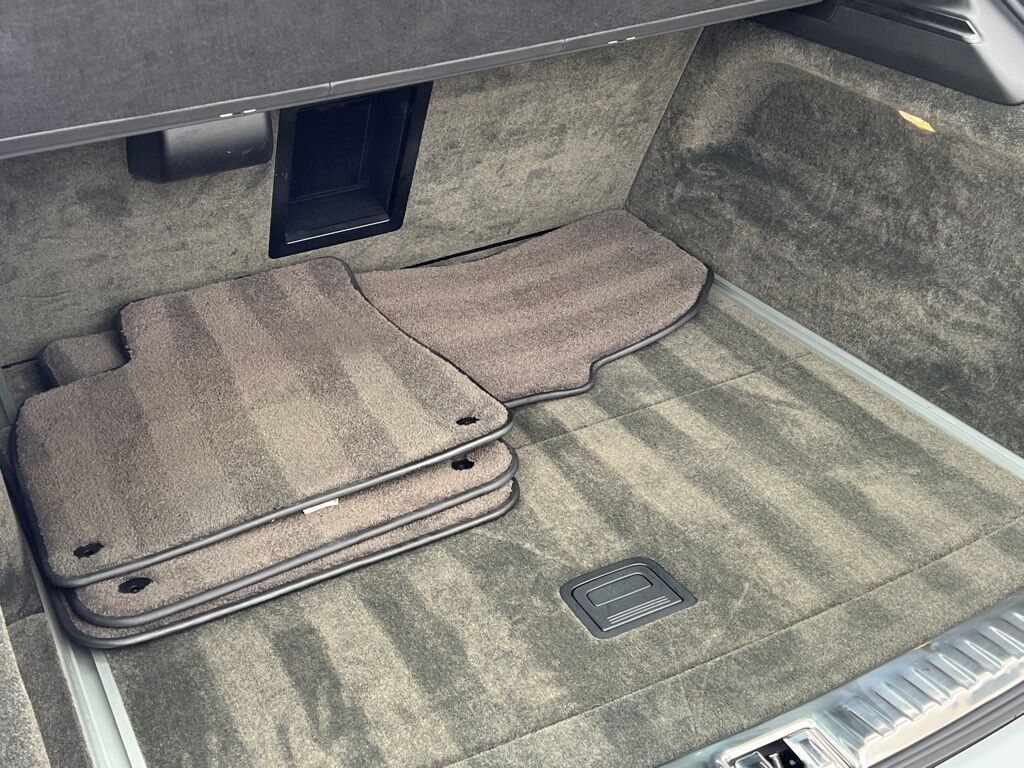 2023 Bentley Bentayga EWB Azure Indianapolis IN