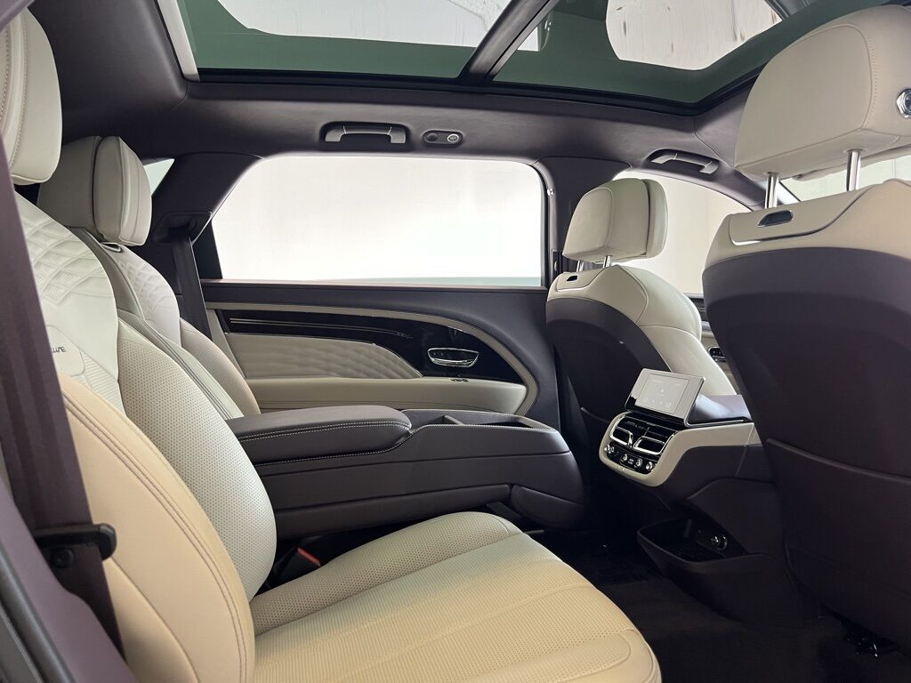 2023 Bentley Bentayga EWB Azure Indianapolis IN