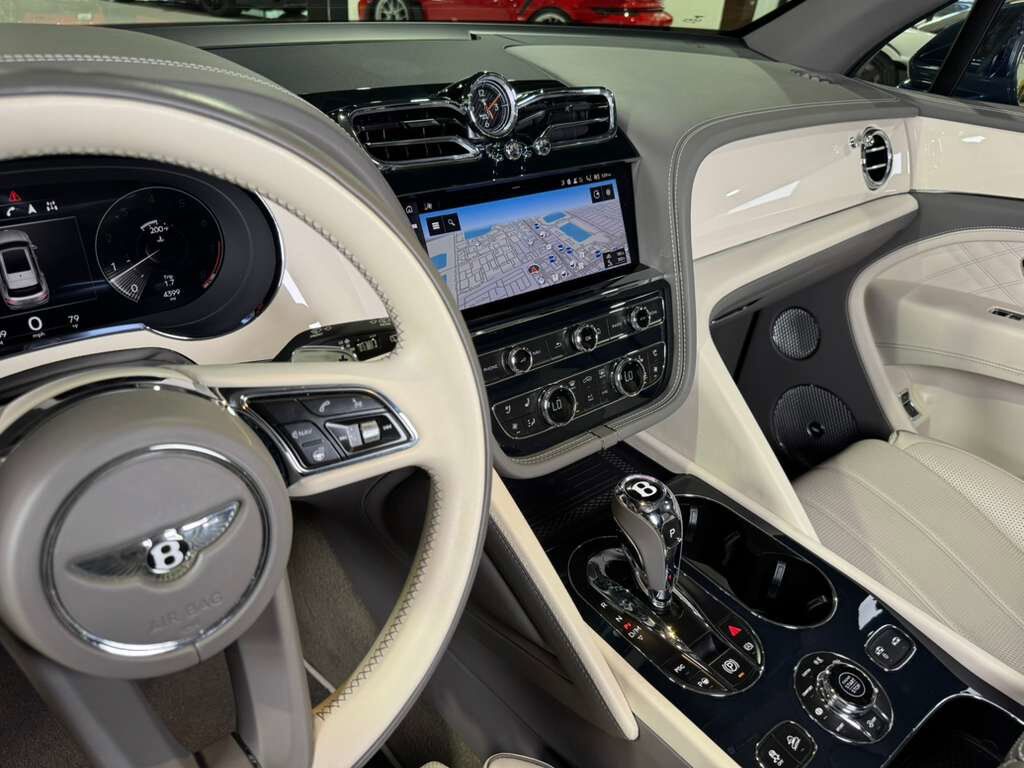 2023 Bentley Bentayga EWB Azure Windsor Blue paint, 360 degree camera system, Naim audio system AND MUCH MORE!!! Fort Lauderdale FL