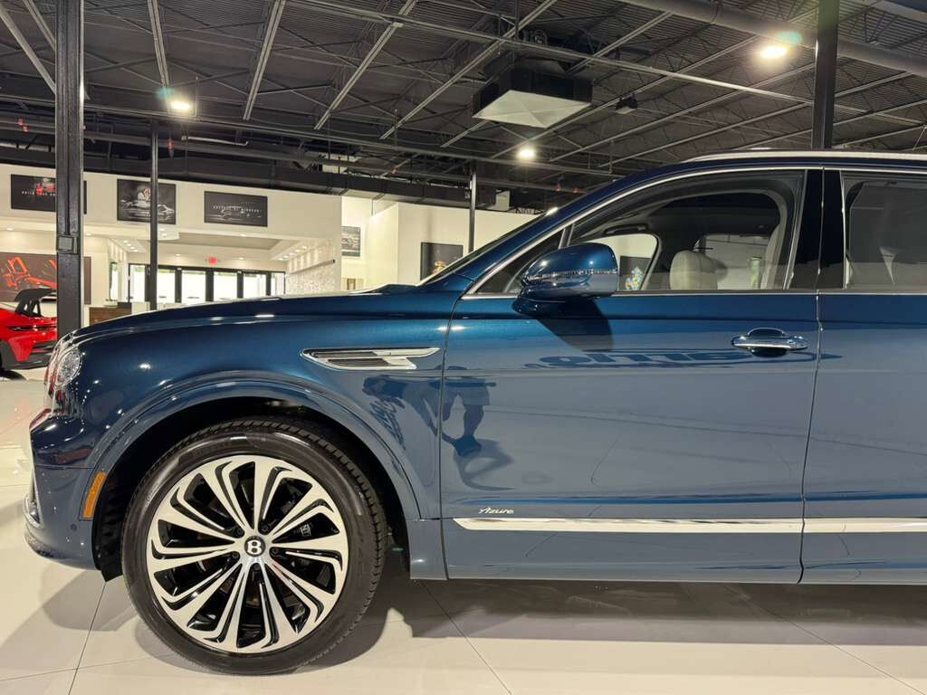2023 Bentley Bentayga EWB Azure Windsor Blue paint, 360 degree camera system, Naim audio system AND MUCH MORE!!! Fort Lauderdale FL