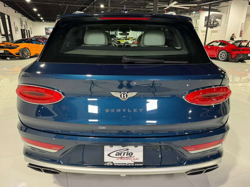 2023 Bentley Bentayga EWB Azure Windsor Blue paint, 360 degree camera system, Naim audio system AND MUCH MORE!!! Fort Lauderdale FL