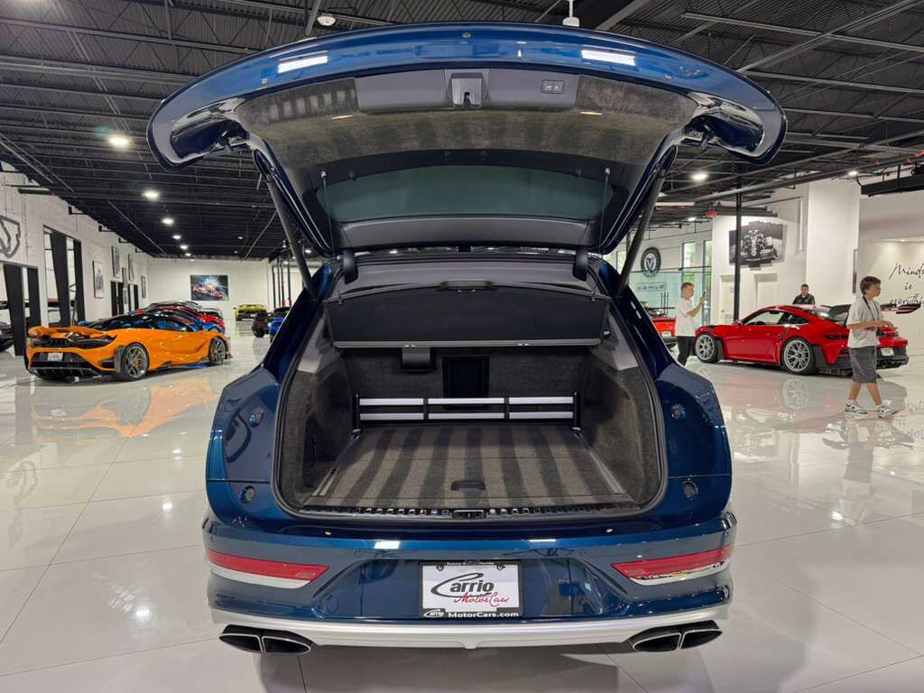2023 Bentley Bentayga EWB Azure Windsor Blue paint, 360 degree camera system, Naim audio system AND MUCH MORE!!! Fort Lauderdale FL