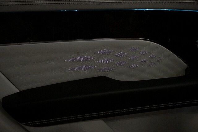 2023 Bentley Bentayga EWB Bentayga EWB Azure ($277,000 MSRP) *1-OWNER* San Diego CA