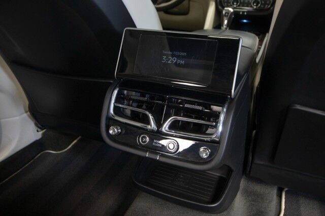 2023 Bentley Bentayga EWB Bentayga EWB Azure ($277,000 MSRP) *1-OWNER* San Diego CA