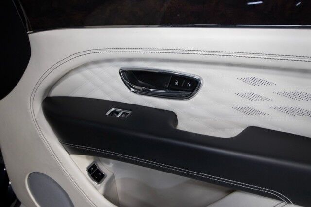 2023 Bentley Bentayga EWB Bentayga EWB Azure ($277,000 MSRP) *1-OWNER* San Diego CA