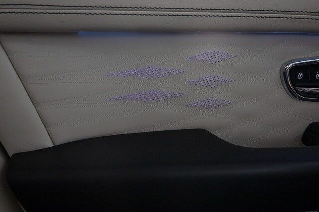 2023 Bentley Bentayga EWB Bentayga EWB Azure ($277,000 MSRP) *1-OWNER* San Diego CA