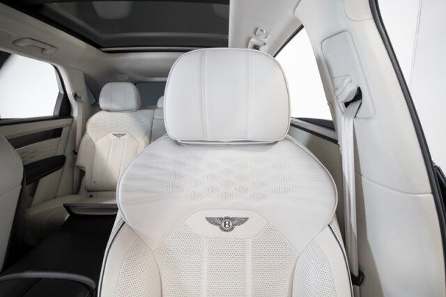 2023 Bentley Bentayga EWB Bentayga EWB Azure ($277,000 MSRP) *1-OWNER* San Diego CA