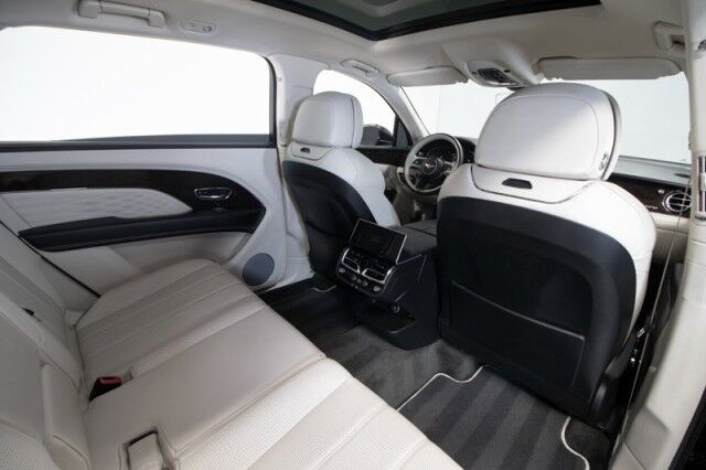2023 Bentley Bentayga EWB Bentayga EWB Azure ($277,000 MSRP) *1-OWNER* San Diego CA