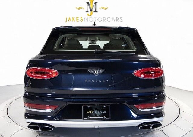 2023 Bentley Bentayga EWB Bentayga EWB Azure ($277,000 MSRP) *1-OWNER* San Diego CA