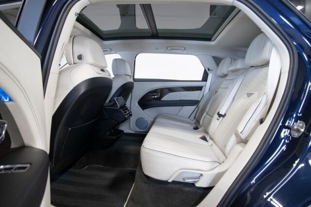 2023 Bentley Bentayga EWB Bentayga EWB Azure ($277,000 MSRP) *1-OWNER* San Diego CA