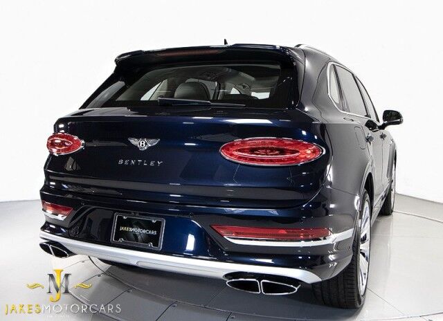 2023 Bentley Bentayga EWB Bentayga EWB Azure ($277,000 MSRP) *1-OWNER* San Diego CA