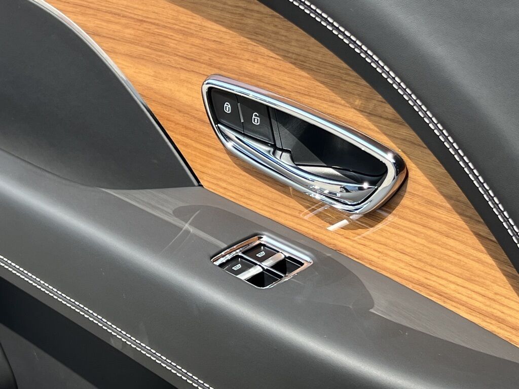 2023 Bentley Bentayga EWB V8 Indianapolis IN
