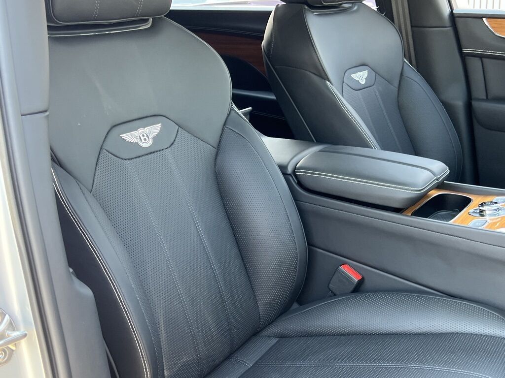 2023 Bentley Bentayga EWB V8 Indianapolis IN