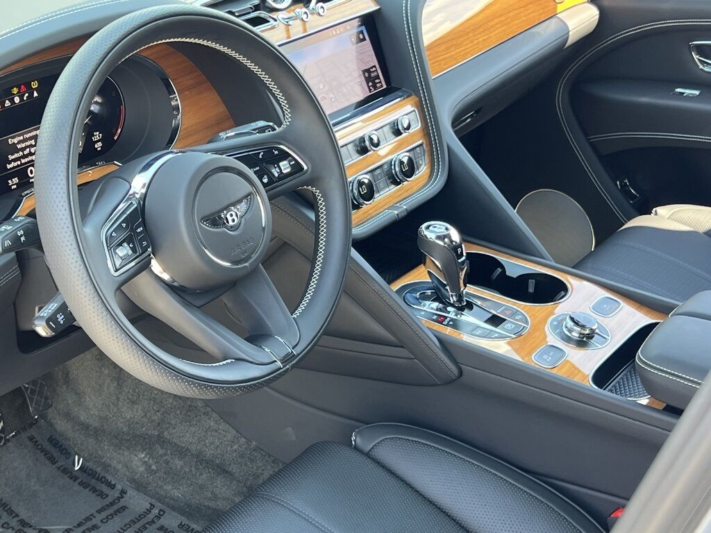 2023 Bentley Bentayga EWB V8 Indianapolis IN