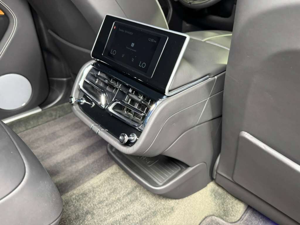 2023 Bentley Bentayga EWB V8 Moonbeam paint, Beluga interior, Touring Specification AND MUCH MORE!! Fort Lauderdale FL