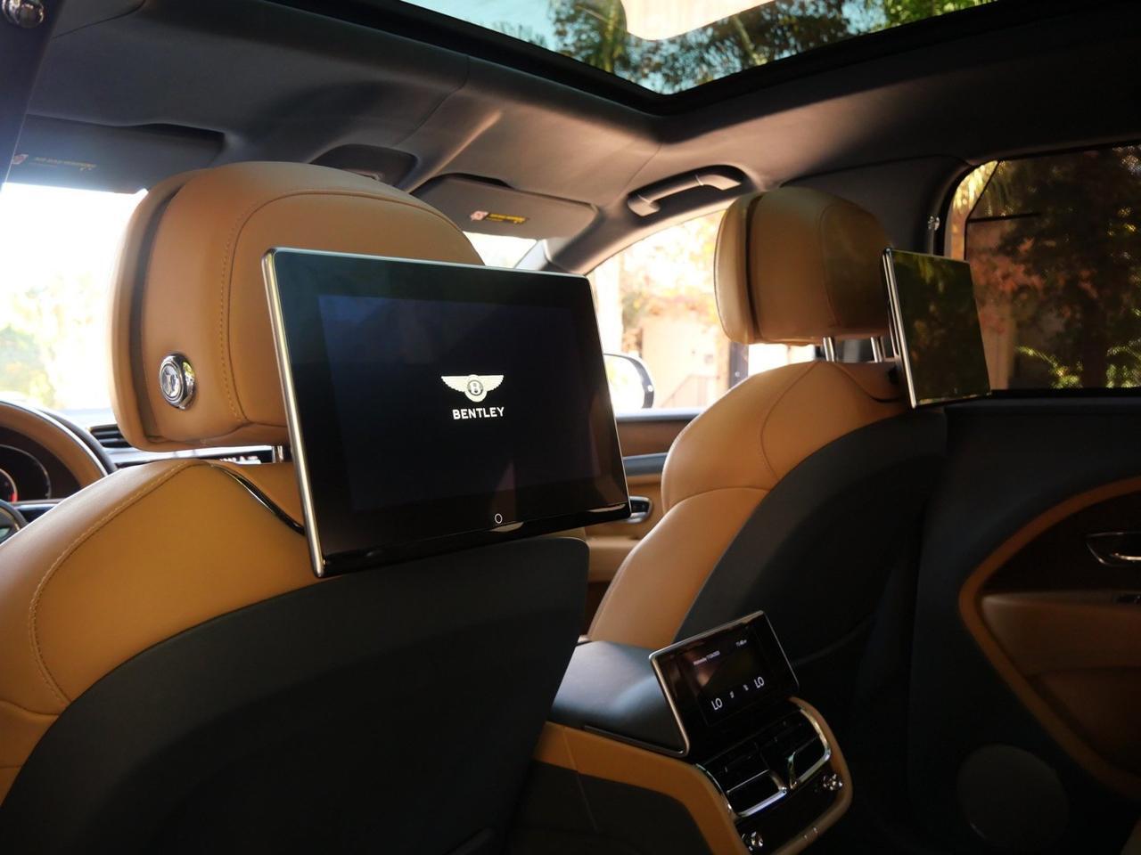 2023 Bentley Bentayga EWB V8 V8 Lawrence KS