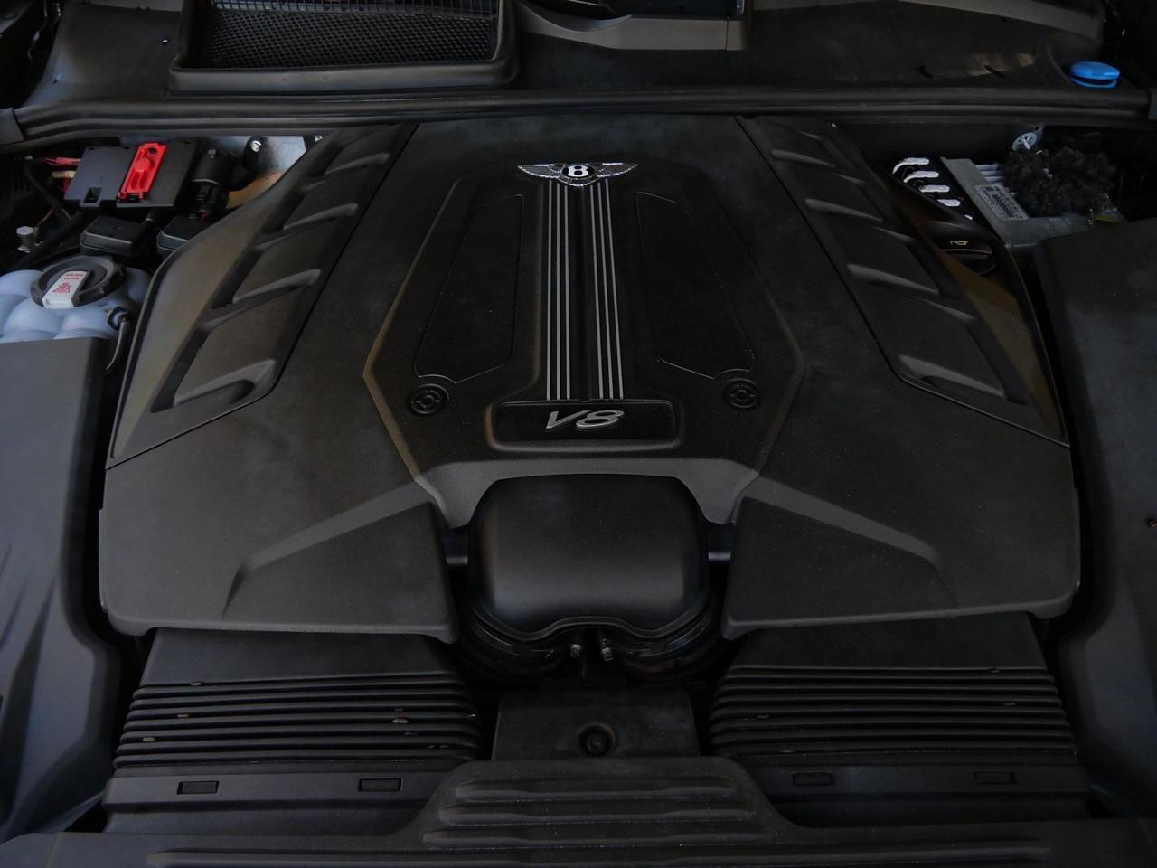 2023 Bentley Bentayga EWB V8 V8 Lawrence KS