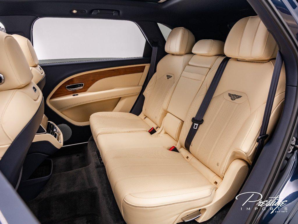 2023 Bentley Bentayga Ewb V8 AWD North Miami Beach FL