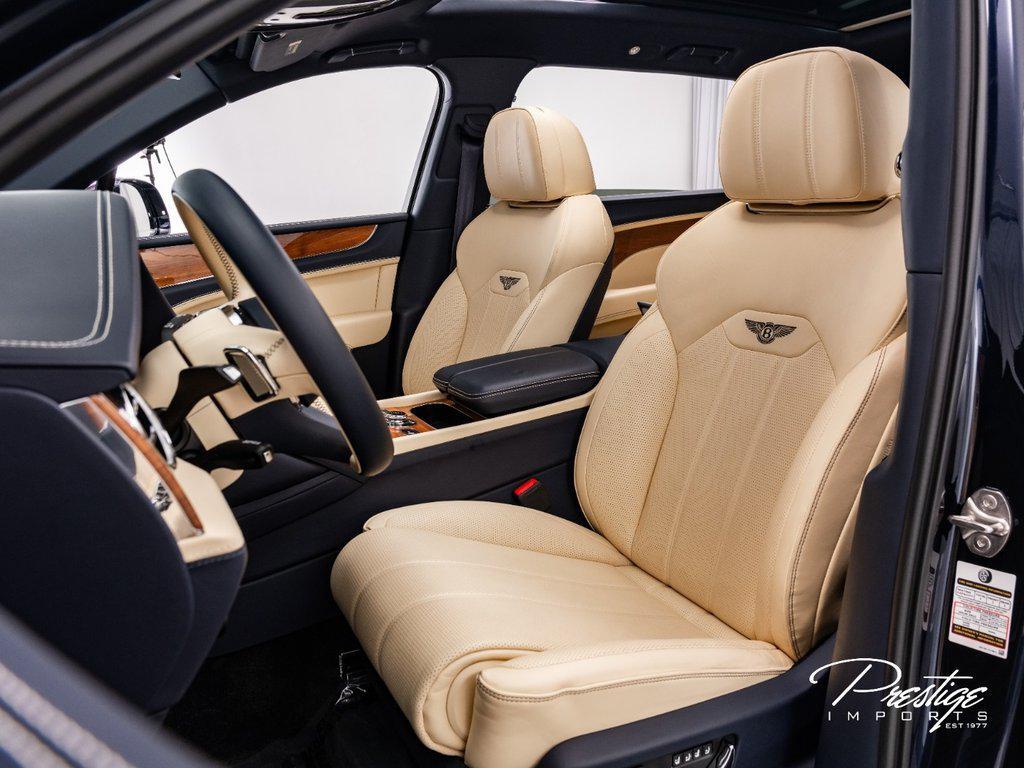 2023 Bentley Bentayga Ewb V8 AWD North Miami Beach FL