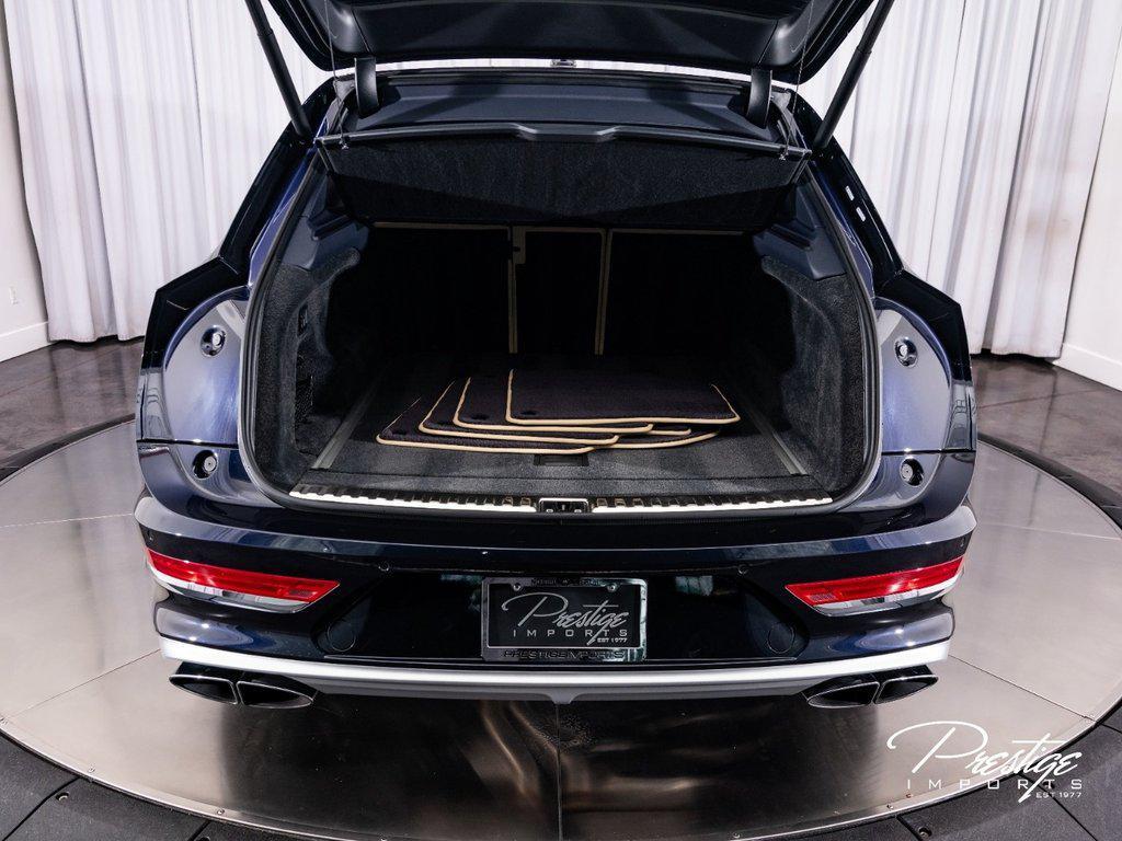 2023 Bentley Bentayga Ewb V8 AWD North Miami Beach FL