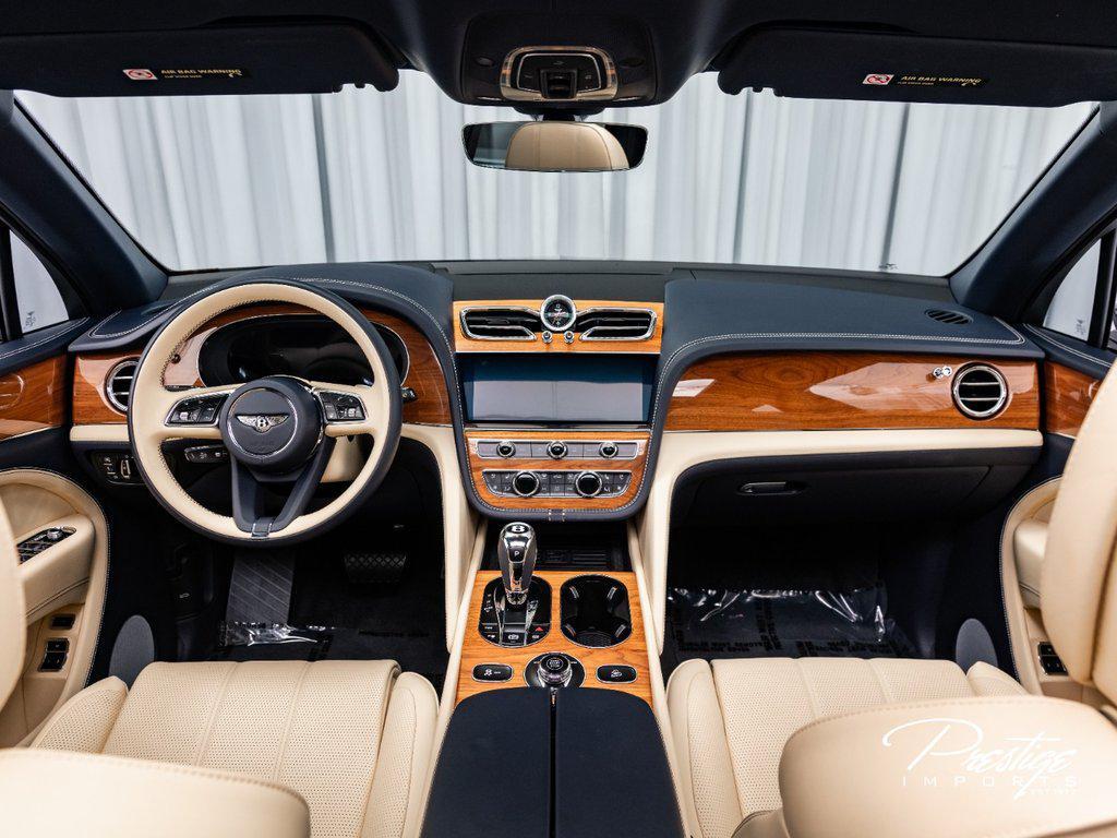 2023 Bentley Bentayga Ewb V8 AWD North Miami Beach FL