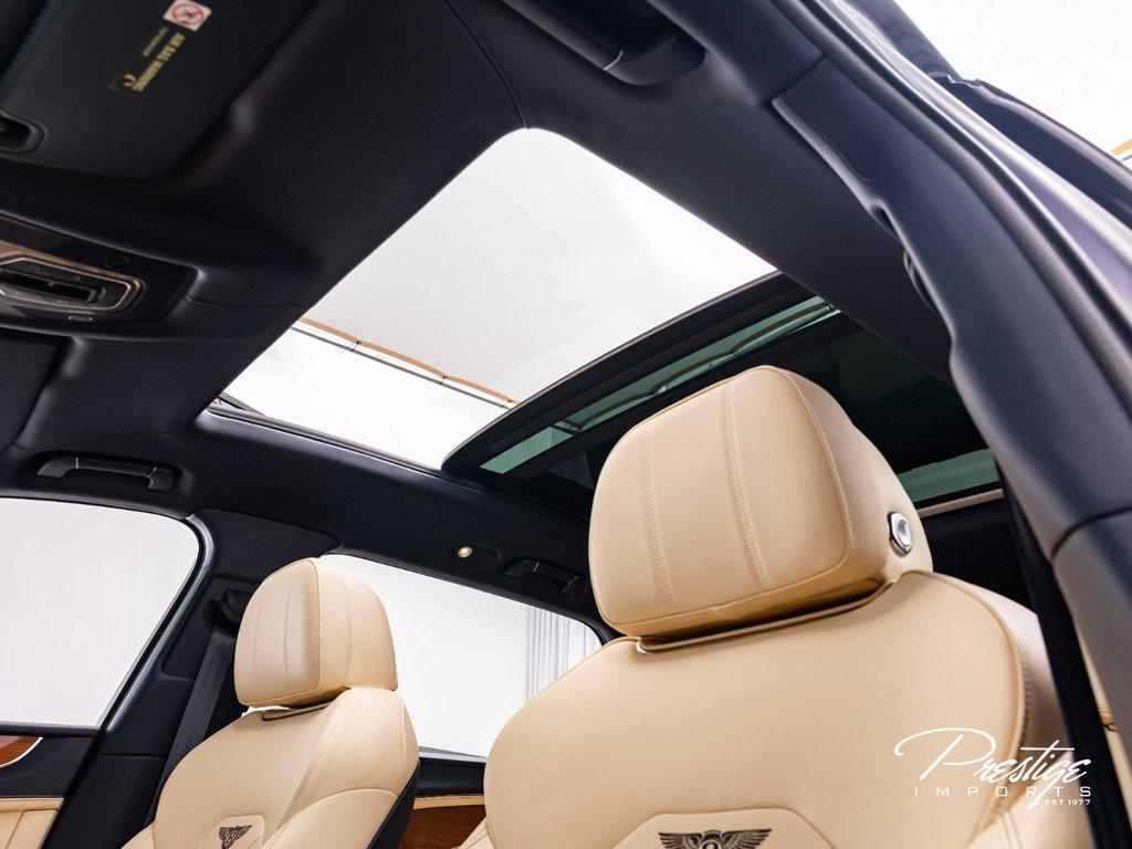 2023 Bentley Bentayga Ewb V8 AWD North Miami Beach FL