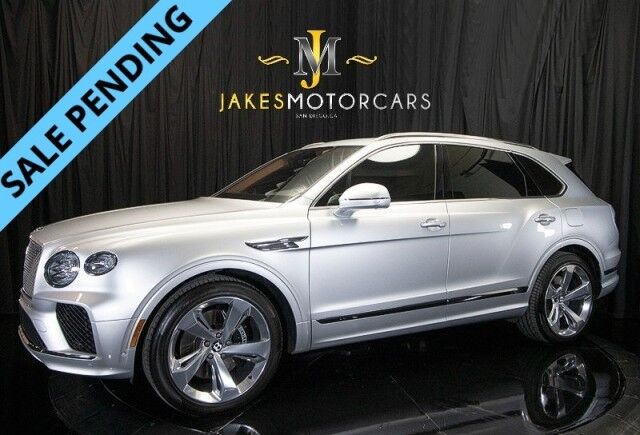 2023 Bentley Bentayga Hybrid ($222,515 MSRP) *COLOUR SPECIFICATION* *22s* *1-OWNER*