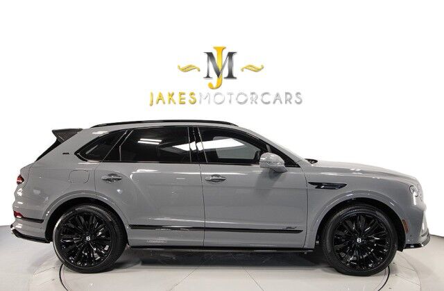 2023 Bentley Bentayga Speed Edition 12 ($340,000 MSRP) *ONLY 4900 MILES* *BENTLEY CARBON FIBER BODYKIT* *FULL PPF* *CAMBRIAN GREY* San Diego CA