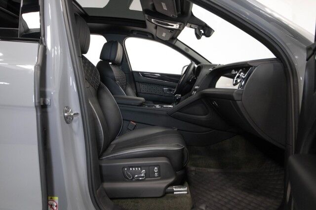 2023 Bentley Bentayga Speed Edition 12 ($340,000 MSRP) *ONLY 4900 MILES* *BENTLEY CARBON FIBER BODYKIT* *FULL PPF* *CAMBRIAN GREY* San Diego CA