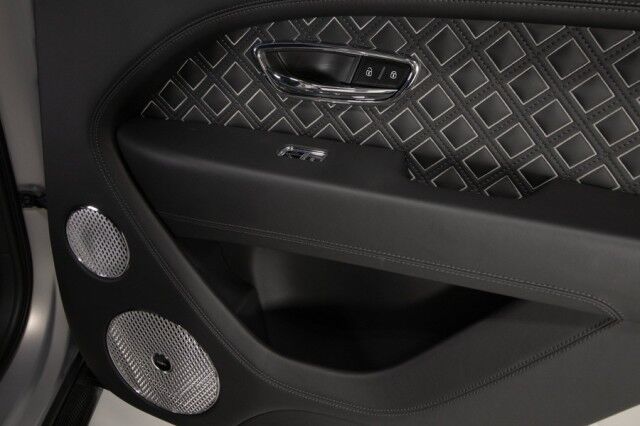 2023 Bentley Bentayga Speed Edition 12 ($370,190 MSRP!!!) *FACTORY SATIN PAINT* *BENTLEY CARBON FIBER BODYKIT* *23 INCH VOSSEN WHEELS* *REAR TV's* San Diego CA