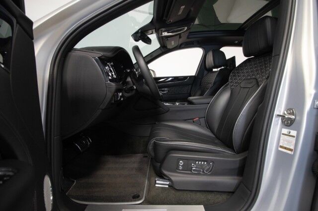 2023 Bentley Bentayga Speed Edition 12 ($370,190 MSRP!!!) *FACTORY SATIN PAINT* *BENTLEY CARBON FIBER BODYKIT* *23 INCH VOSSEN WHEELS* *REAR TV's* San Diego CA