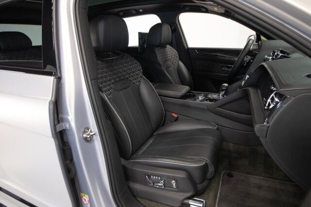 2023 Bentley Bentayga Speed Edition 12 ($370,190 MSRP!!!) *FACTORY SATIN PAINT* *BENTLEY CARBON FIBER BODYKIT* *23 INCH VOSSEN WHEELS* *REAR TV's* San Diego CA