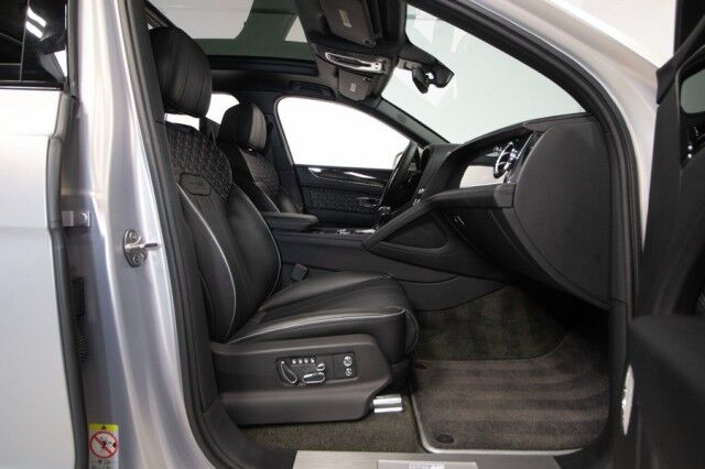 2023 Bentley Bentayga Speed Edition 12 ($370,190 MSRP!!!) *FACTORY SATIN PAINT* *BENTLEY CARBON FIBER BODYKIT* *23 INCH VOSSEN WHEELS* *REAR TV's* San Diego CA